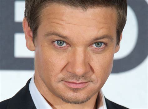 jeremy renner height